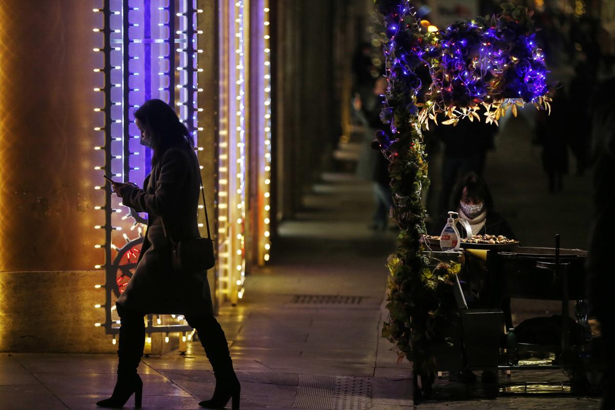 Natale solidale, Oxfam: fino al 24/12 “Incarta il presente, regala il futuro” Natale solidale, Oxfam: fino al 24/12 “Incarta il presente, regala il futuro”