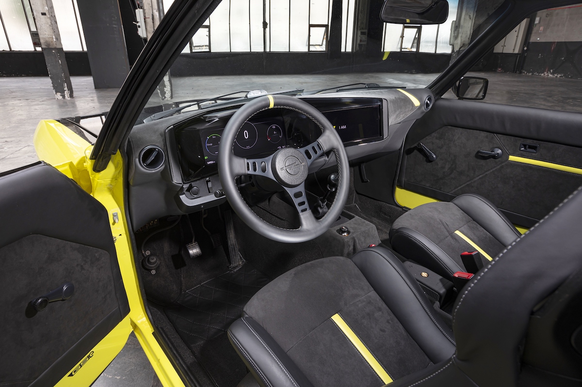 L’Opel Manta GSe ElektroMOD eletta Concept Car dell’anno 2021