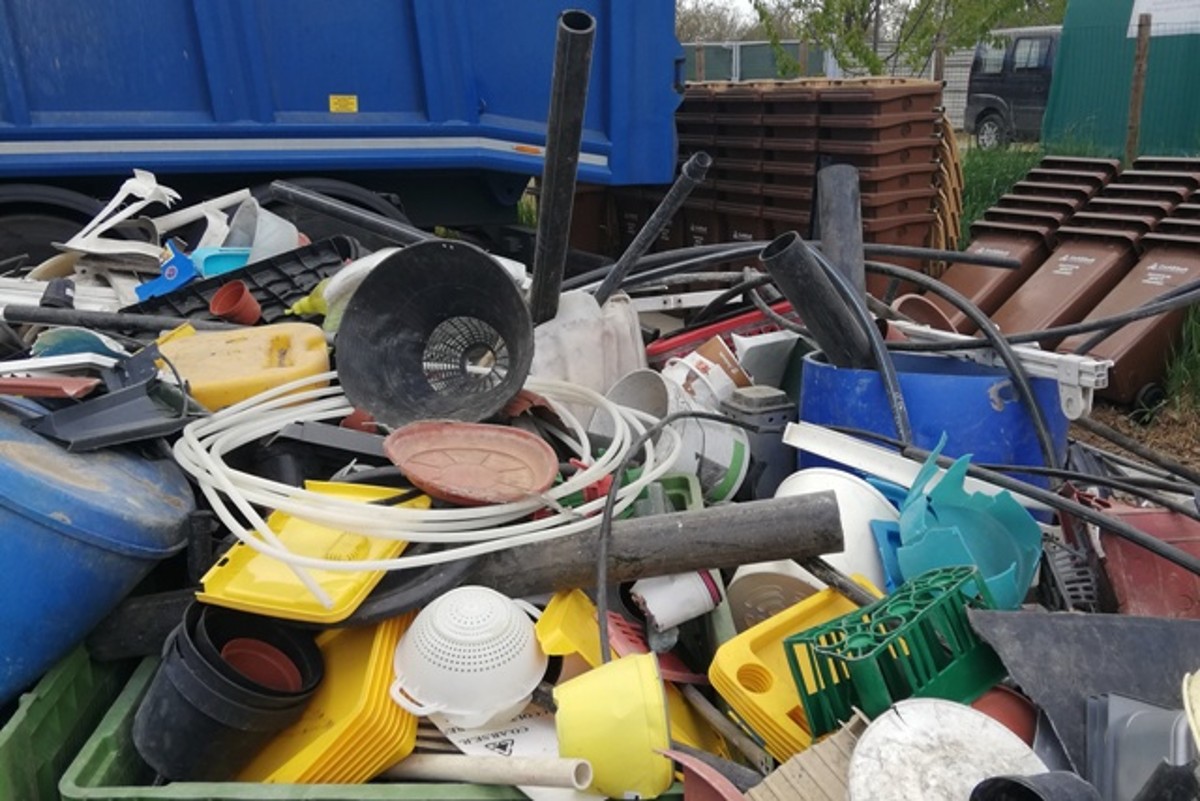 Piano regionale rifiuti urbani, botta e risposta maggioranza-opposizione Piano regionale rifiuti urbani, botta e risposta maggioranza-opposizione
