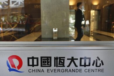 Evergrande dichiarato fallito da S&P: allarme debito per altri colossi cinesi