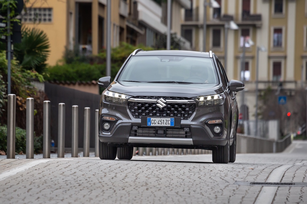 Suzuki S-Cross Hybrid: autenticità e concretezza non solo giapponese