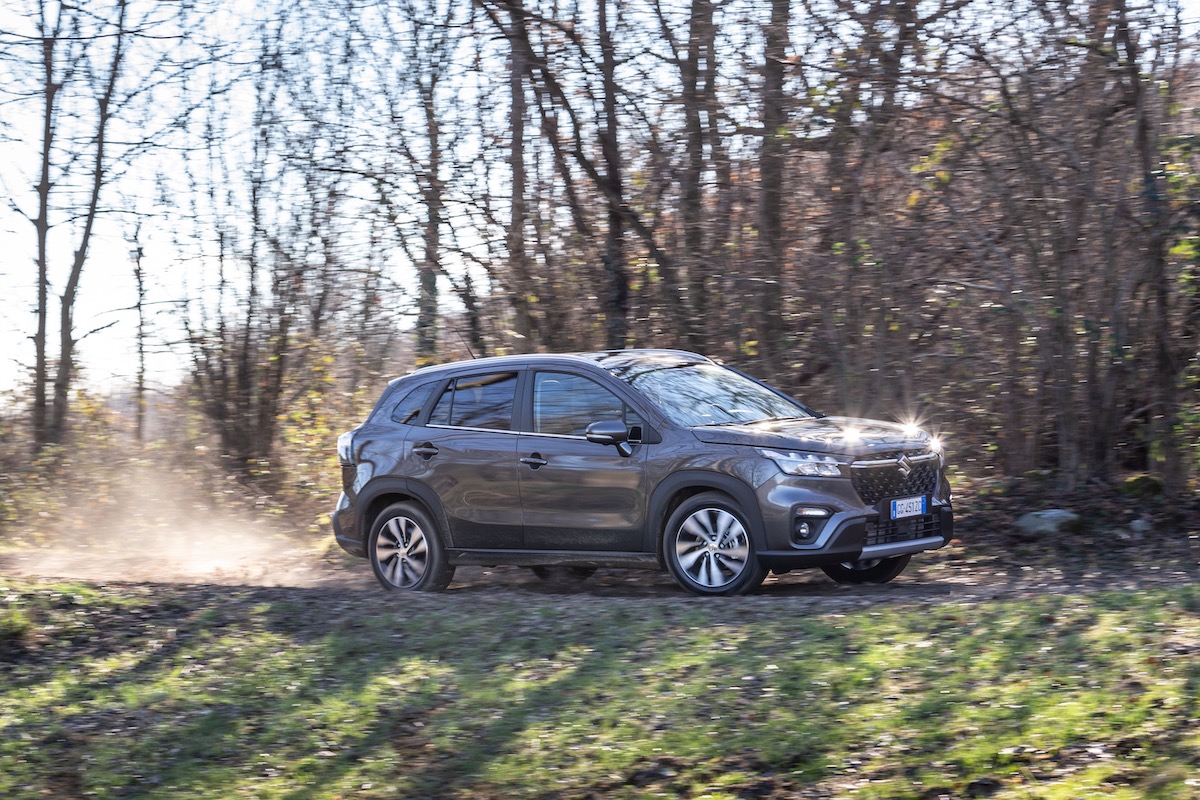 Suzuki S-Cross Hybrid: autenticità e concretezza non solo giapponese