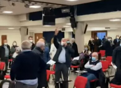 Blitz di medici No Vax a Roma, interrotta l’assemblea dell’Ordine