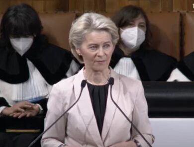 Von der Leyen alla Cattolica apre l’anno: “Economia italiana come non mai”