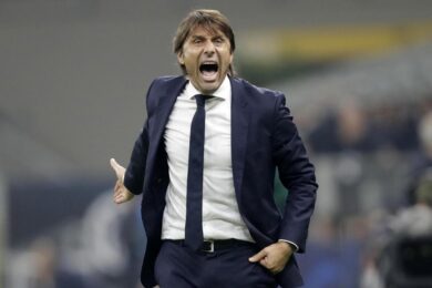 Antonio Conte eliminato… dal Covid-19! Il suo Tottenham perde a tavolino