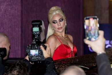 Ascolti tv boom per Fazio nel 2021, la puntata con Lady Gaga record di Rai 3