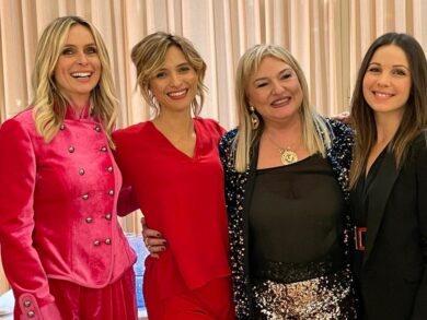 Natale 2021, da Amadeus a Monica Setta: tutte le foto dei party vip