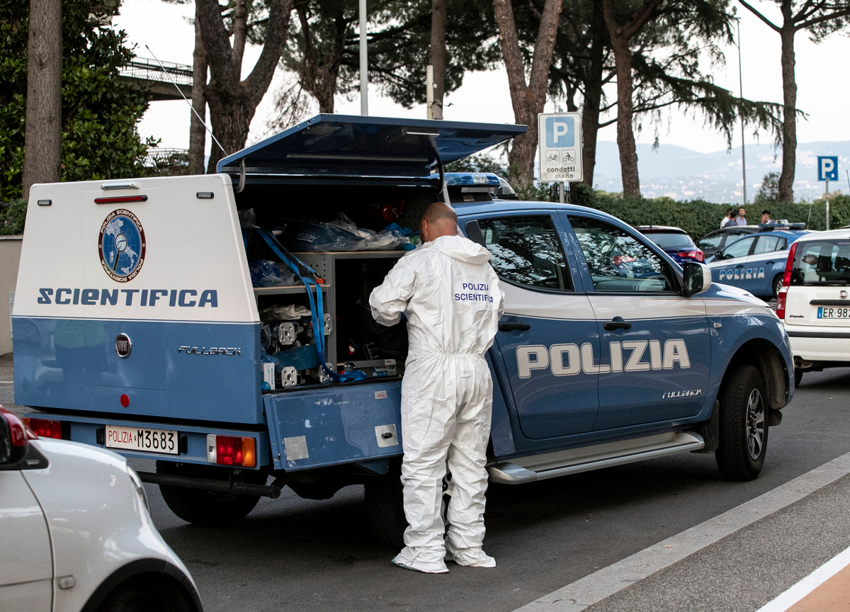 Omicidio Diabolik, 100 mila € al killer. “Lo hai ucciso con la mia pistola” Omicidio Diabolik, 100 mila € al killer. “Lo hai ucciso con la mia pistola”