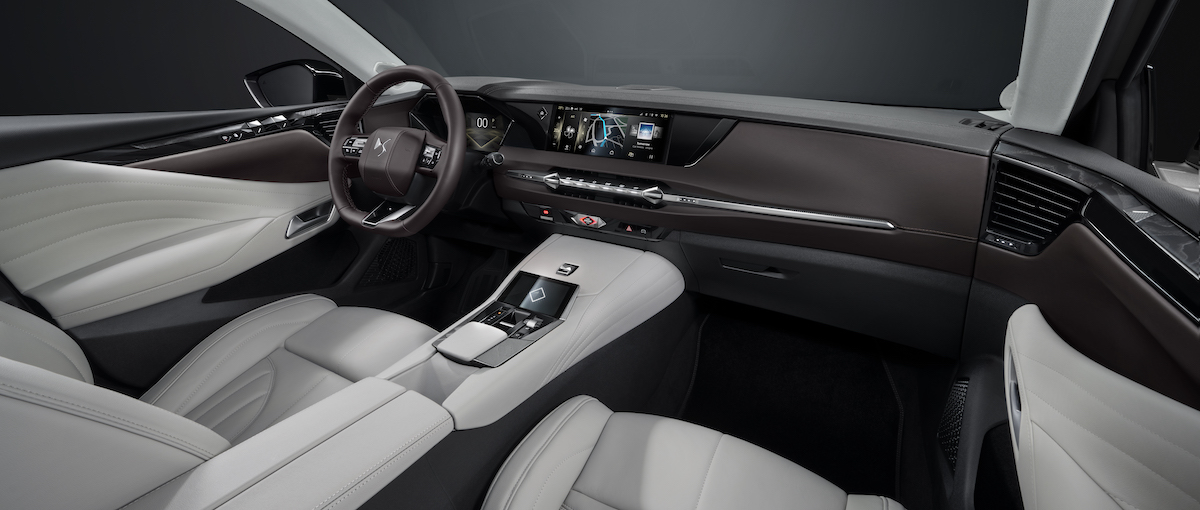 Nuova DS4, un abitacolo futuristico Nuova DS4, un abitacolo futuristico