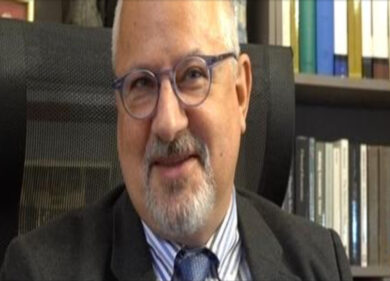 Covid, perché non ne usciamo: il problema è aver dato il potere ai medici