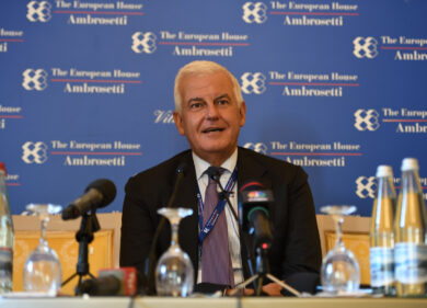 Leonardo stringe sul dossier Oto Melara: “Knds? Offerta interessante”