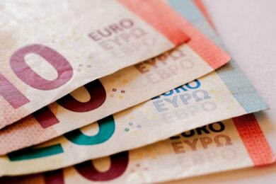 Caro-bollette rovina le feste, rischio rincari per 11 miliardi nel 2022