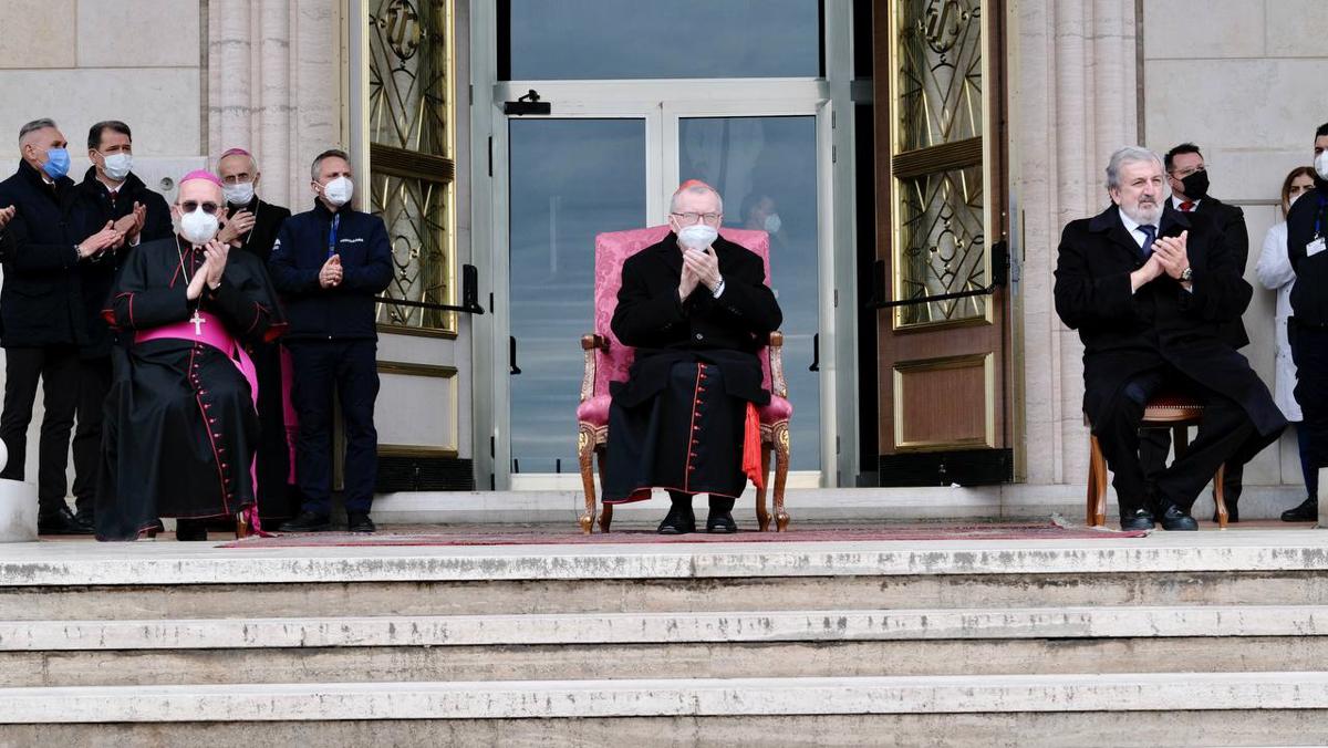 Card. Parolin a S. Giovanni Rotondo Trasformare le debolezze in punti di forza Card. Parolin a S. Giovanni Rotondo Trasformare le debolezze in punti di forza