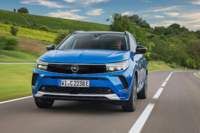 Opel Grandland,  la notte è meno buia con la tecnologia Night Vision