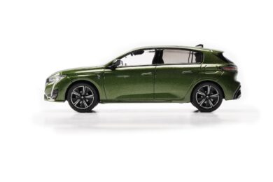 Peugeot: per gli appassionati del leone arrivano i modellini della 308