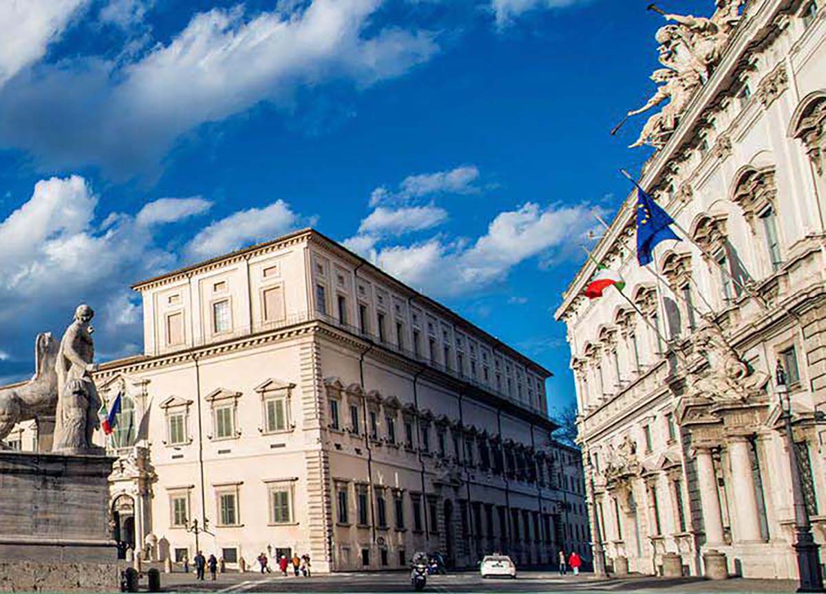 Draghi al Quirinale vuol dire elezioni. L’altra ipotesi Casini: voto nel 2023 Draghi al Quirinale vuol dire elezioni. L’altra ipotesi Casini: voto nel 2023