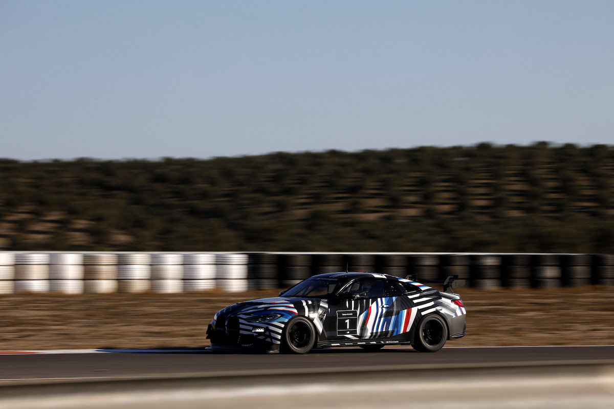 La nuova BMW M4 GT4 debutterà nel 2023