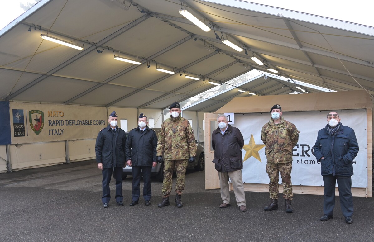 Drive through tamponi operativo ex deposito Aeronautica militare di Gallarate