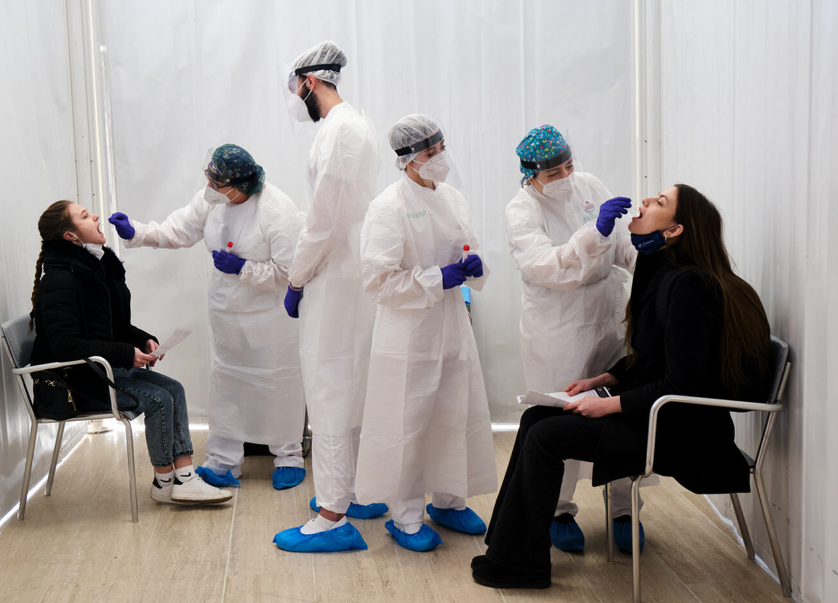 Covid: Piemonte, Lazio e Sicilia in giallo. Rt a 1.18, incidenza da 351 a 783 Covid: Piemonte, Lazio e Sicilia in giallo. Rt a 1.18, incidenza da 351 a 783