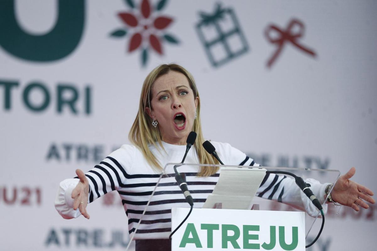 Sondaggi, cdx alle urne vincente in tutti i casi. Sinistra legata ai centristi