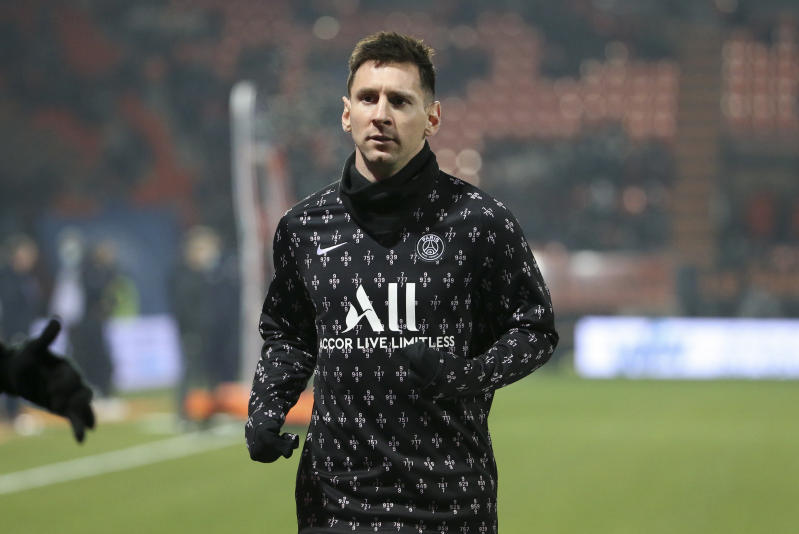Leo Messi contagiato dal Covid, un dj nel mirino: “E’ colpa tua, assassino” Leo Messi contagiato dal Covid, un dj nel mirino: “E’ colpa tua, assassino”