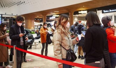 Mascherine Ffp2, c’è l’accordo Figliuolo-farmacie: costo sarà di 75 centesimi