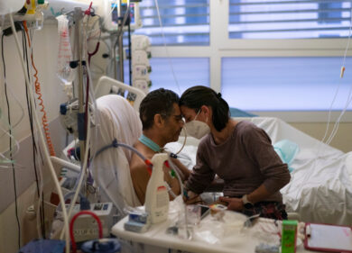 Covid, si potenzia la rete ospedaliera pugliese in vista dell’aumento ricoveri