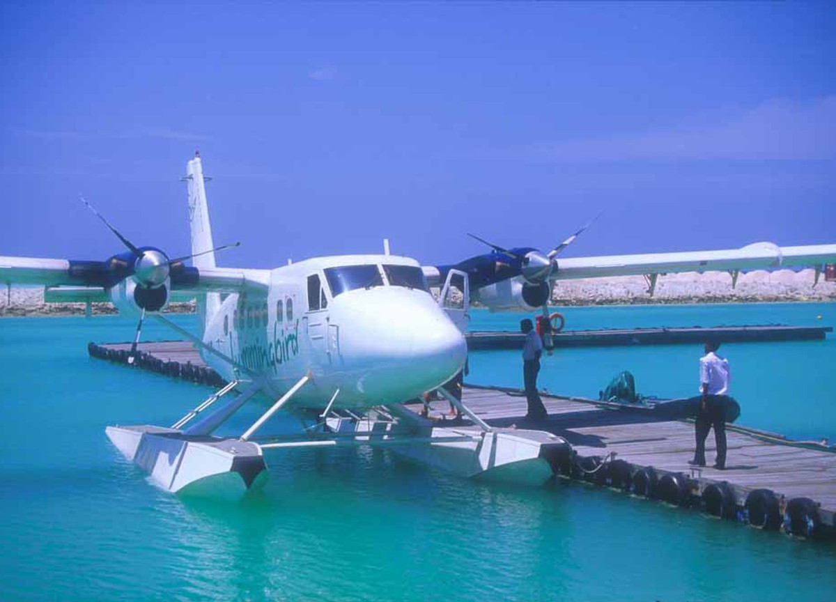 Maldive, la vacanza da sogno diventa un incubo. 35 italiani isolati da giorni