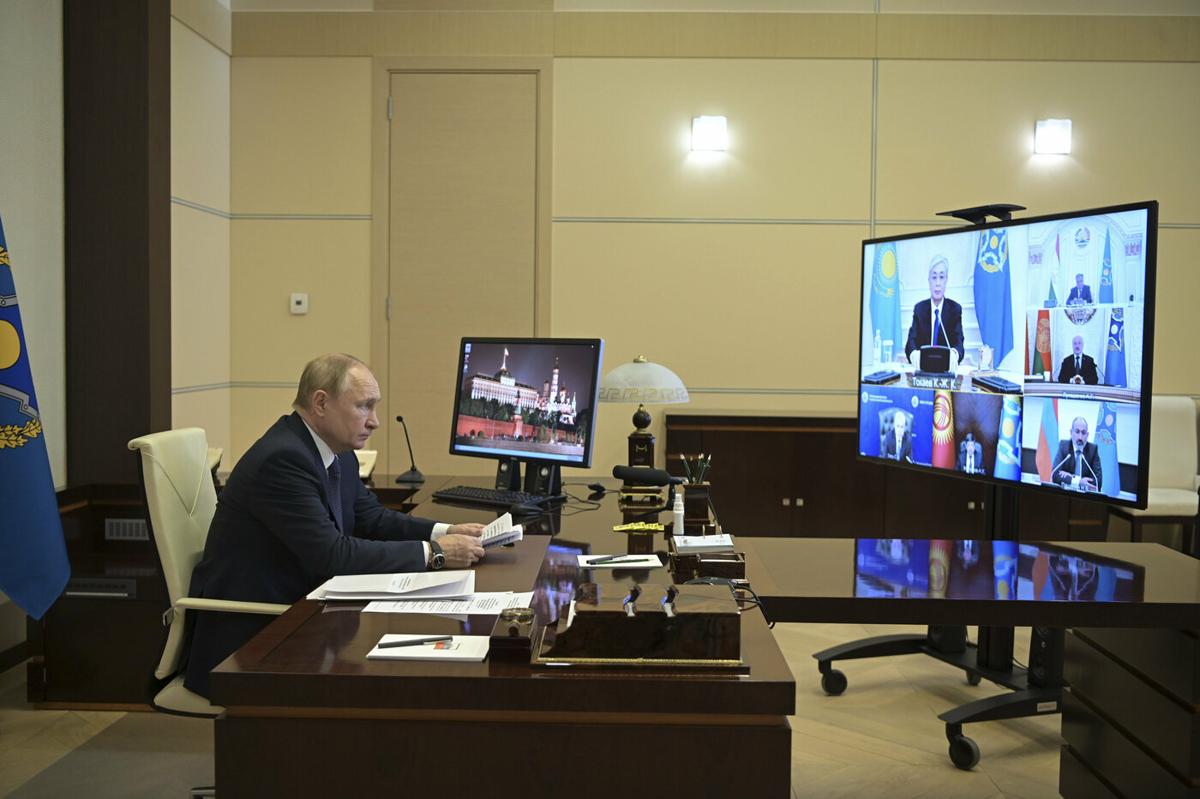 Ucraina, Nato, Kazakistan: Putin accerchiato. La Cina soffia sul complotto Usa Ucraina, Nato, Kazakistan: Putin accerchiato. La Cina soffia sul complotto Usa