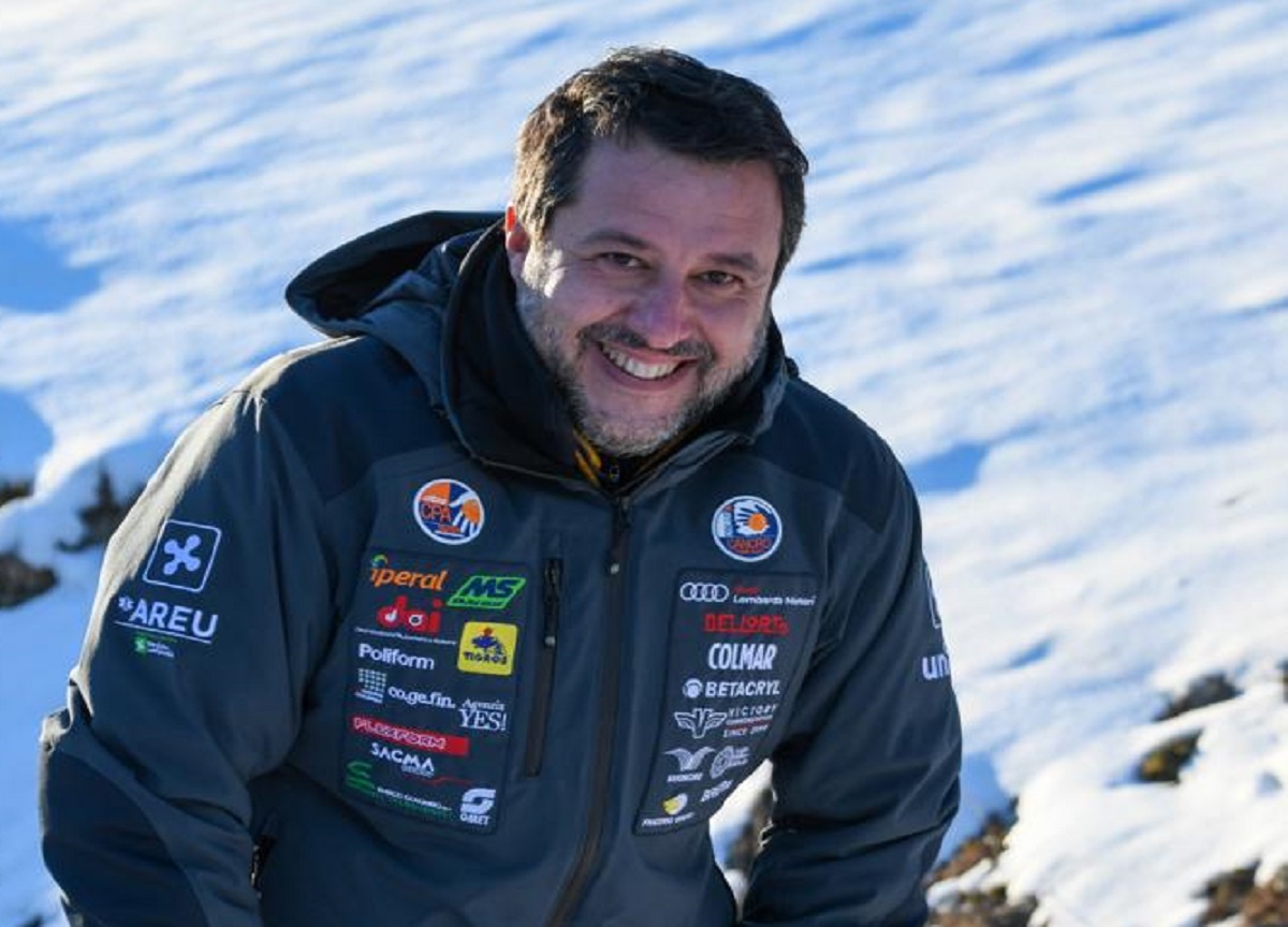 Salvini si rilassa sulle nevi di Bormio. FOTO