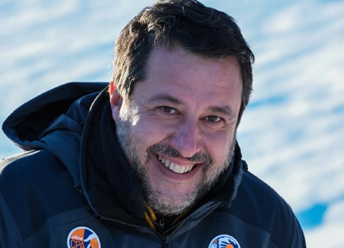 Salvini si rilassa sulle nevi di Bormio. FOTO