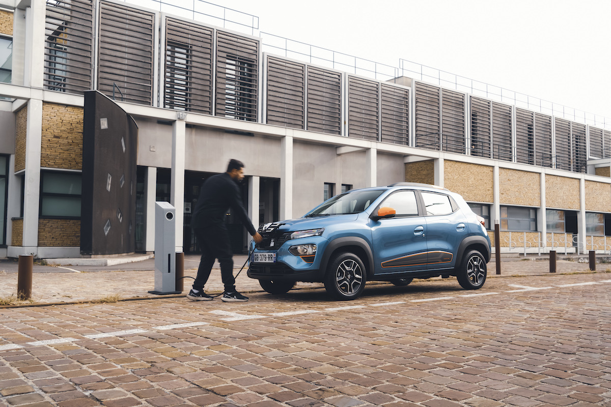 Dacia Spring, la city car elettrica che piace agli italiani