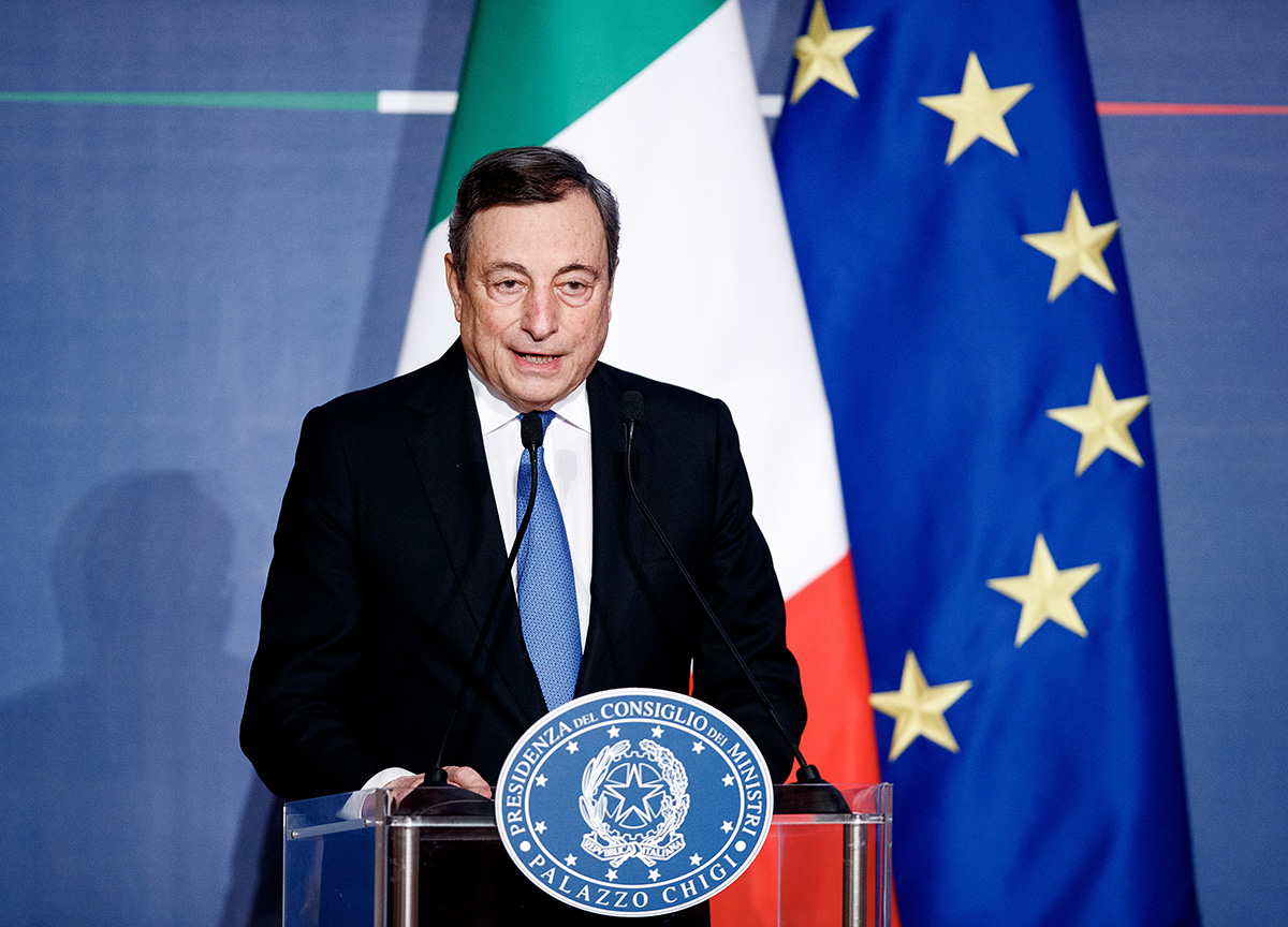 Conferenza stampa di Draghi: storia di un governo infame Conferenza stampa di Draghi: storia di un governo infame