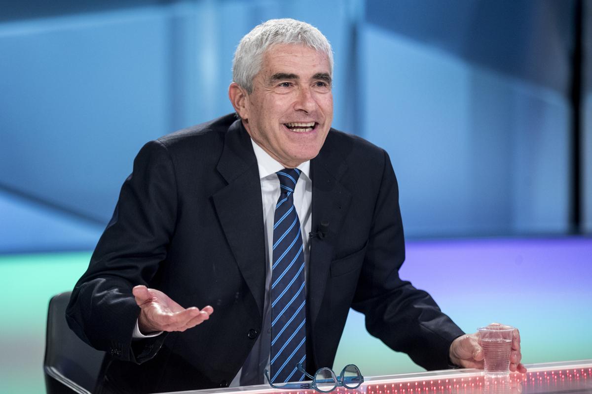 Quirinale, Casini ancora col Covid. “Forse non sarò in Aula. Ho la febbre”