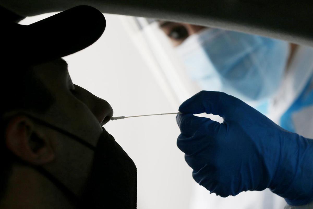 L’incubo Covid sta per finire? Tra vaccini e Omicron l’OMS accende la speranza L’incubo Covid sta per finire? Tra vaccini e Omicron l’OMS accende la speranza