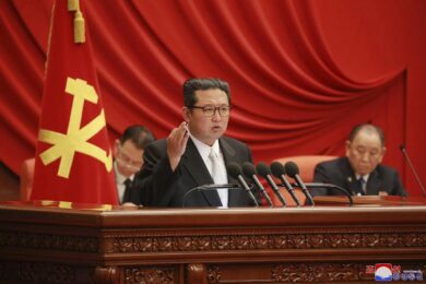 La Corea del Nord fa paura: Kim Jong-un testa un missile ipersonico