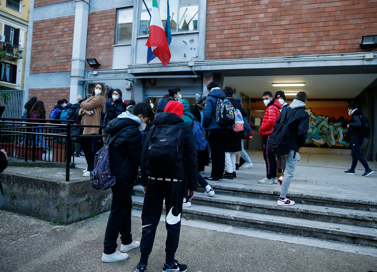 Cts, scuola: rivolta degli scienziati contro Locatelli: “Regole mai discusse” Cts, scuola: rivolta degli scienziati contro Locatelli: “Regole mai discusse”