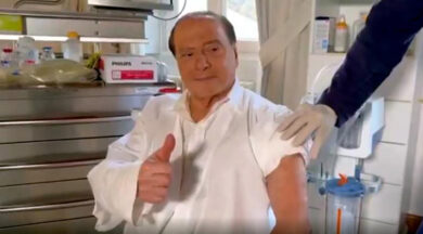 Quirinale, “Berlusconi eletto Presidente con 506 voti”. Sei contento? Vota