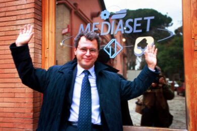 Tg5 compie 30 anni, Mentana: “Come un figlio, ma è bene staccarsi”