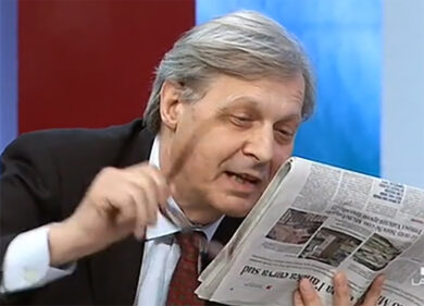 Quirinale, Sgarbi segretario di Berlusconi. “Chiamo i peones e glieli passo”