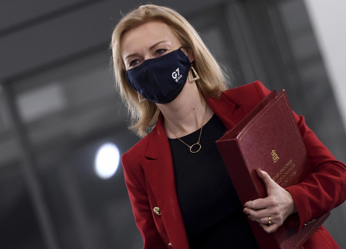 Boris Johnson mollato dai fedelissimi. Ora Sunak sfida la nuova Thatcher Boris Johnson mollato dai fedelissimi. Ora Sunak sfida la nuova Thatcher