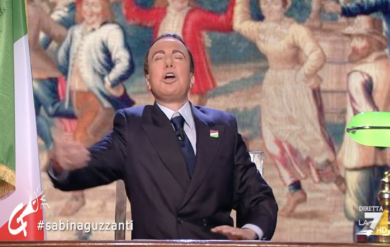 Berlusconi, la Guzzanti lo imita: “Mi candido come prima donna al Quirinale”