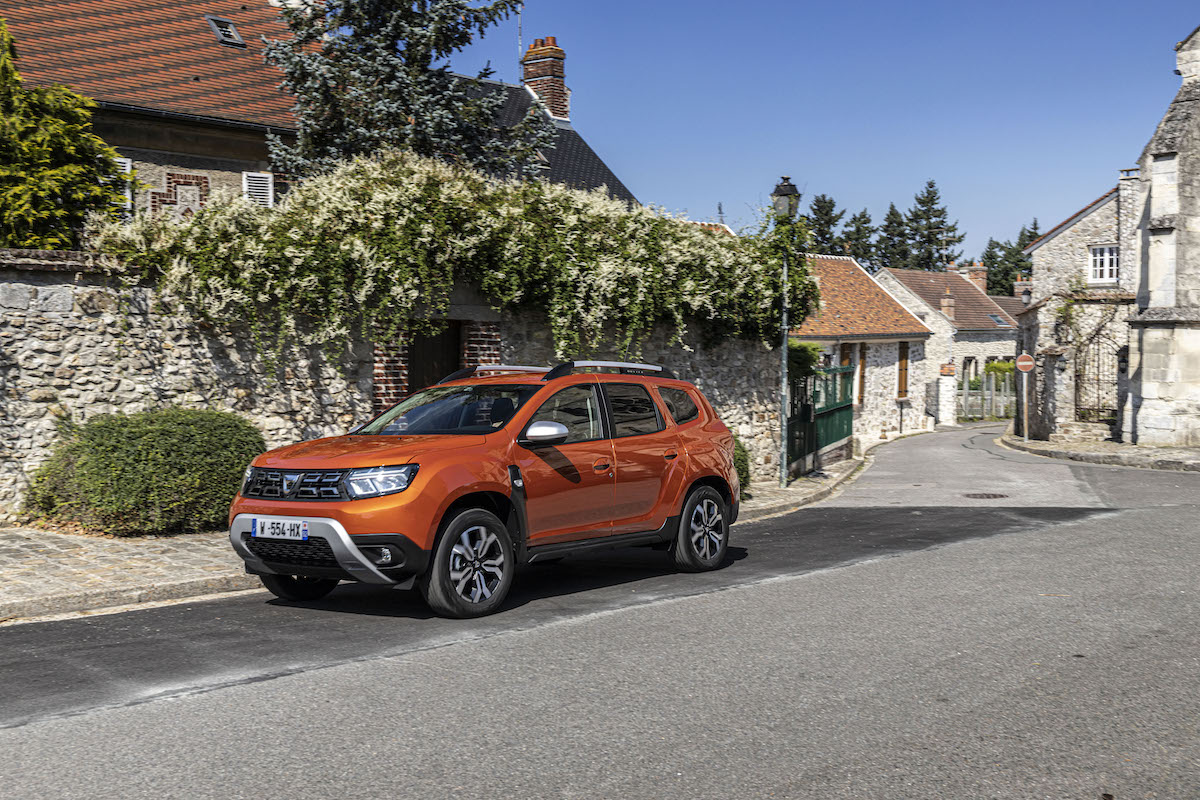 Dacia,sul podio europeo delle vendite ai privati nel 2021 Dacia,sul podio europeo delle vendite ai privati nel 2021