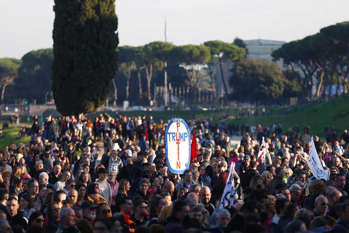 I no vax prenotano la marcia su Roma. ”Accampati alle porte della Capitale”