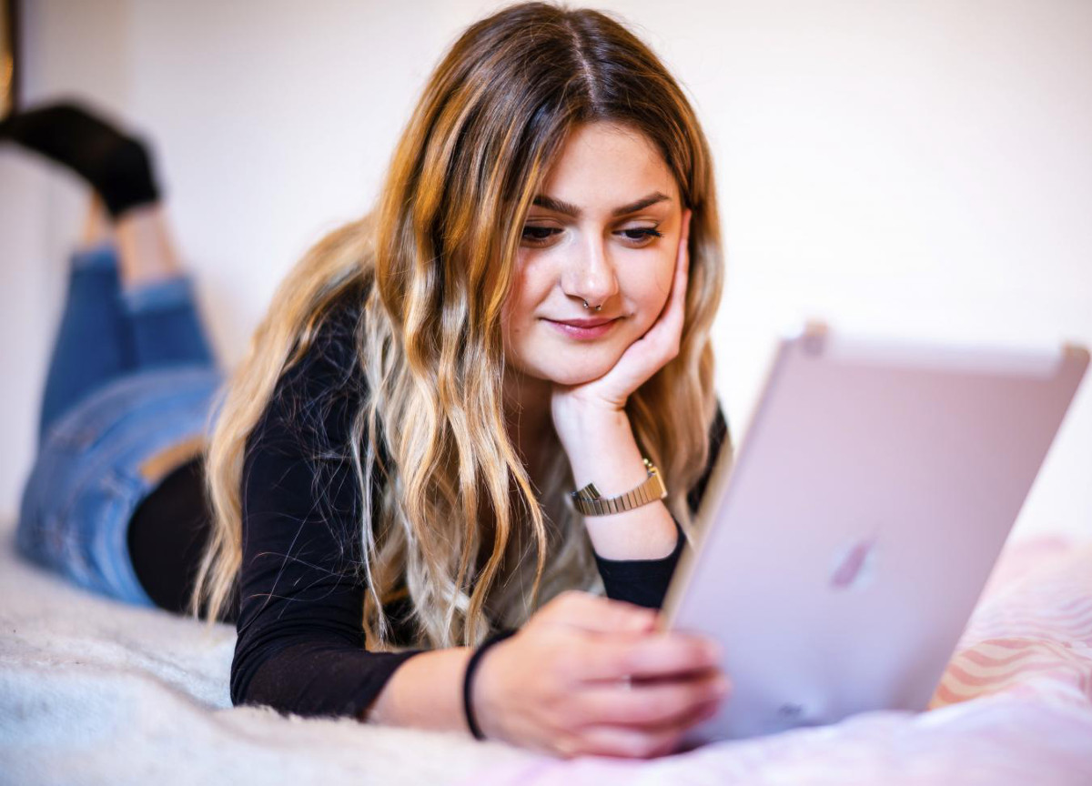 Social, il 22% ha smesso di usarli nel 2021. Troppe fake news e dubbi privacy Social, il 22% ha smesso di usarli nel 2021. Troppe fake news e dubbi privacy