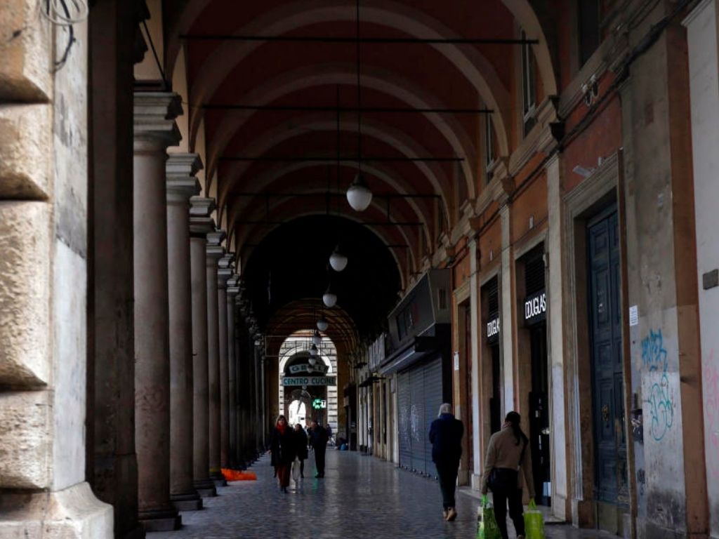 Riqualificazione Piazza Vittorio: al via tavolo di confronto permanente Riqualificazione Piazza Vittorio: al via tavolo di confronto permanente