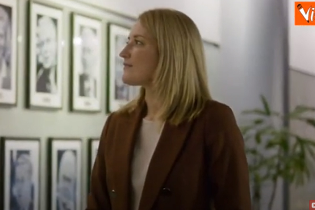 Roberta Metsola presidente, lo spot elettorale sui social: “Voglio che la gente creda nell’Europa” Roberta Metsola presidente, lo spot elettorale sui social: “Voglio che la gente creda nell’Europa”