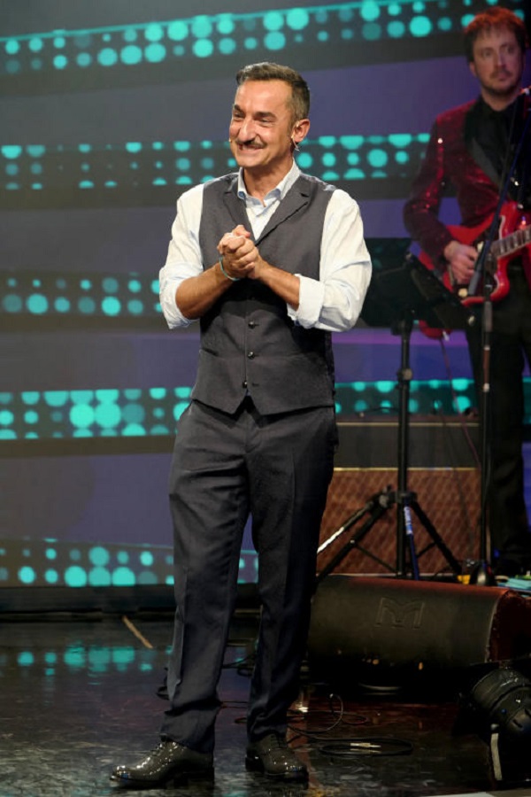 Isola dei Famosi 2022, tra i concorrenti arrivano anche le coppie