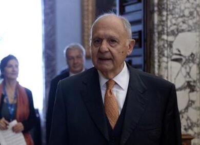 Consob, che cosa c’è dietro l’irrituale risposta di Savona al Foglio