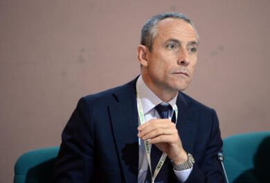 Poste, stoccata di Del Fante a Enel: verso l’acquisto di Lottomatica. Rumors